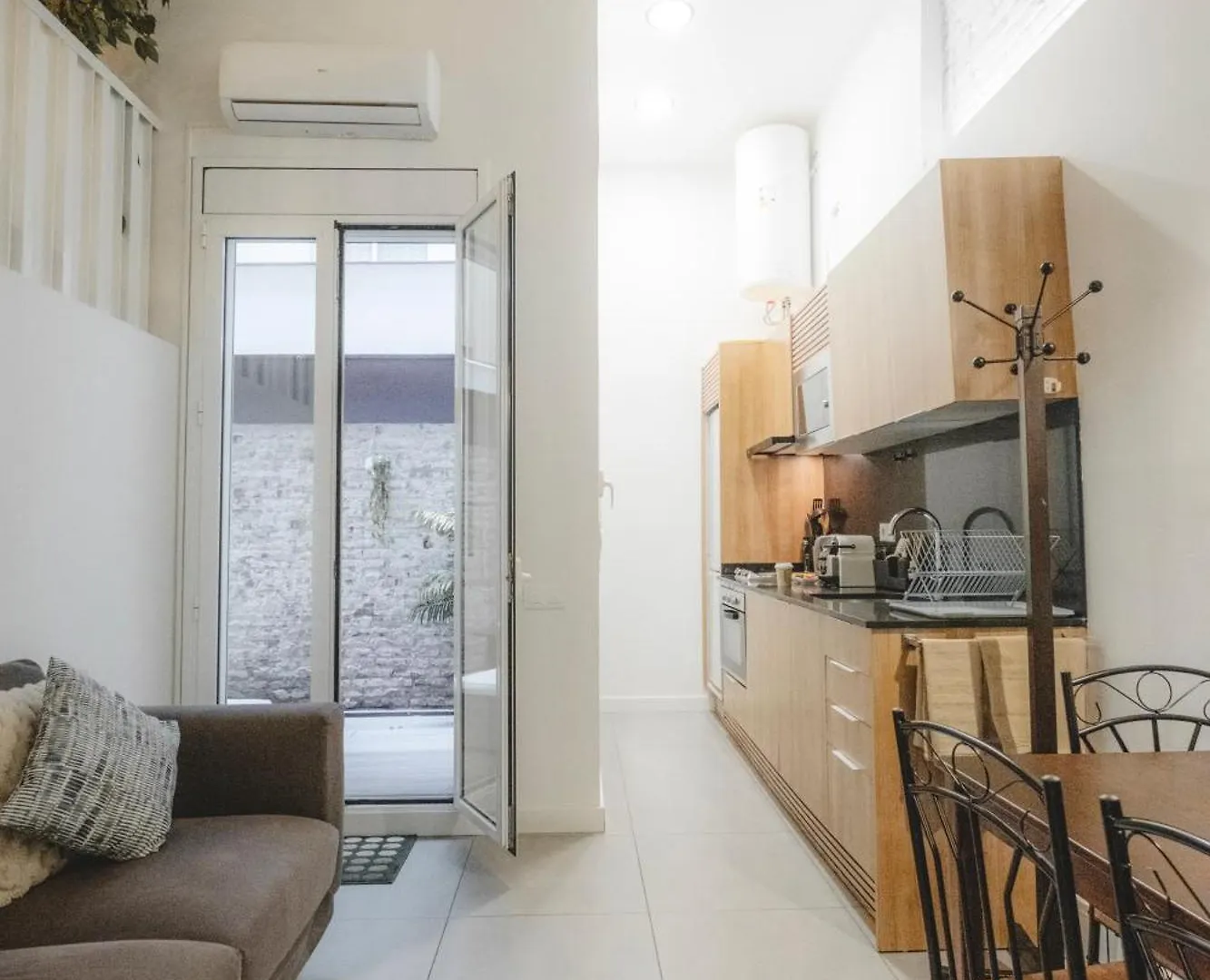 Apartment Chic Poble Nou Loft Terrace & Close To The Beach Barcelona